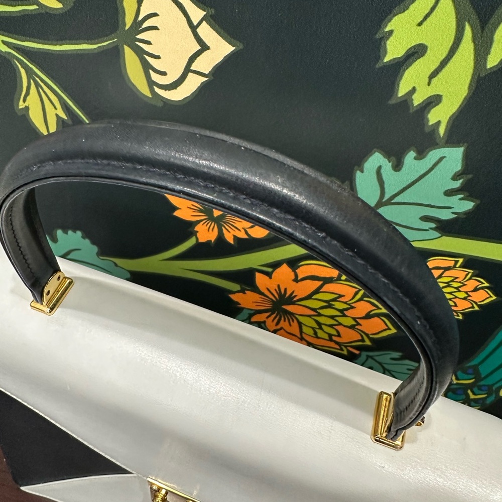 Bally Vintage 1980s Dark Navy & White Leather Top Handle Bag w/ Box, Xbody Strap - Picture 6 of 13